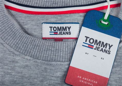 tommy hilfiger washing tags.